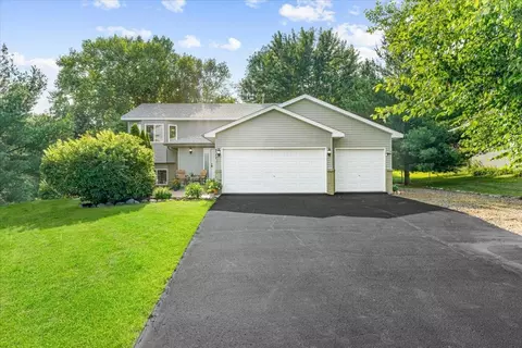 711 Walnut St S, Mora, MN 55051