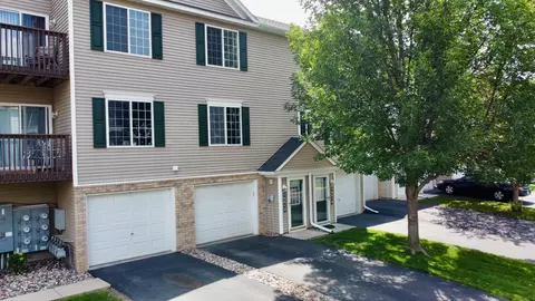 15512 Float Ln, Apple Valley, MN 55124