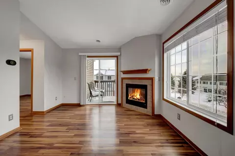 15512 Float Ln, Apple Valley, MN 55124 photo 9