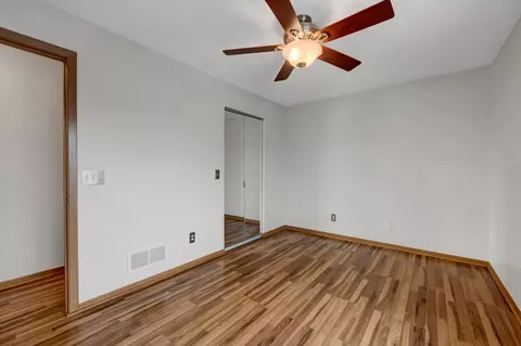 15512 Float Ln, Apple Valley, MN 55124 photo 12