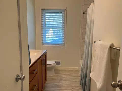 2100 Garnet Ln, Eagan, MN 55122 photo 17