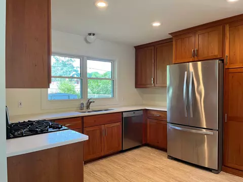 2100 Garnet Ln, Eagan, MN 55122 photo 9