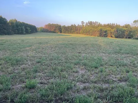 44 Nnn Jess Ave, Sunrise Twp, MN 55032