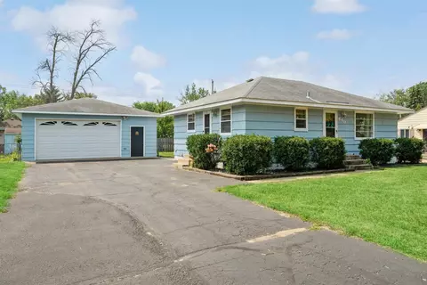 640 84th Ave NE, Spring Lake Park, MN 55432