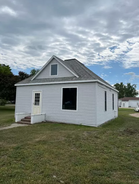 106 Albert Ave NE, Fertile, MN 56540