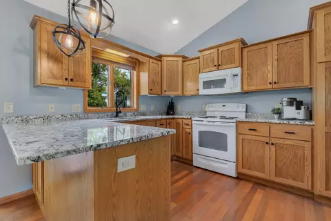 2236 232nd St, Saint Augusta, MN 56301 photo 3