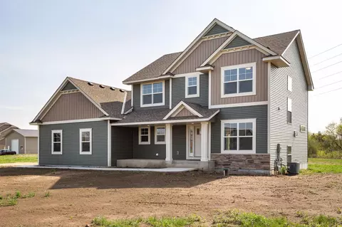 1045 Hopkins Dr, Hudson, WI 54016