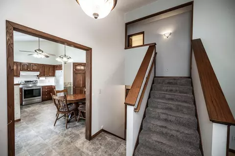 4477 Reindeer Ln, Eagan, MN 55123 photo 5