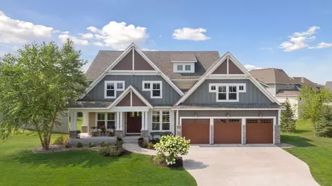 54 Monarch Way, North Oaks, MN 55127
