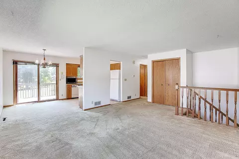 4568 Horizon Cir, Eagan, MN 55123 photo 6