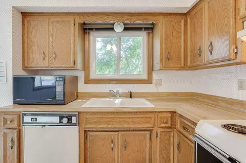 4568 Horizon Cir, Eagan, MN 55123 photo 14