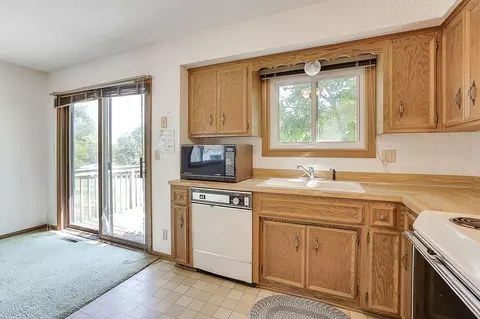 4568 Horizon Cir, Eagan, MN 55123 photo 15