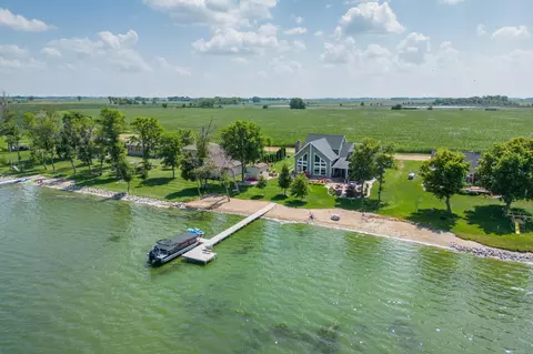 8026 147th Ave SE, Lake Lillian, MN 56253