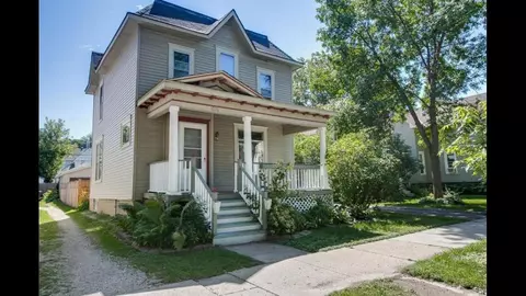 1076 15th Ave SE, Minneapolis, MN 55414