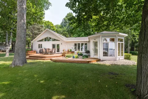 32499 Clay Bank Rd, Erhard, MN 56534