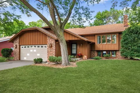 7000 Shingle Creek Dr, Brooklyn Park, MN 55445
