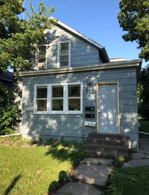 514 N Front St, Crookston, MN 56716