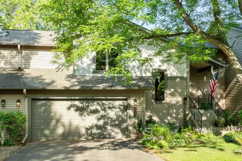 4093 Quantico Ln N, Plymouth, MN 55446