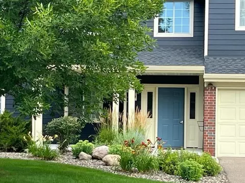 2564 Concord Way #9, Mendota Heights, MN 55120