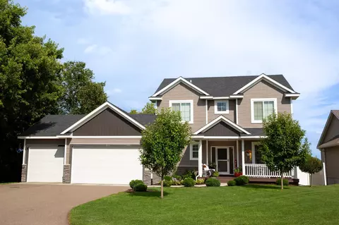 14135 Ilex St NW, Andover, MN 55304