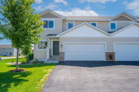 5228 Foxfield Dr NW, Rochester, MN 55901