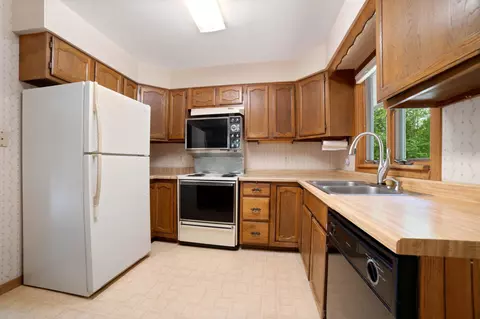 5154 Eagle Lake Rd, Duluth, MN 55803 photo 5
