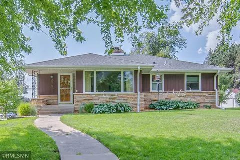 2616 Pahl Ave, Saint Anthony, MN 55418