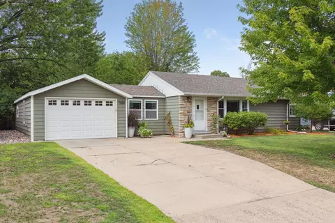 7526 10th Ave S, Richfield, MN 55423