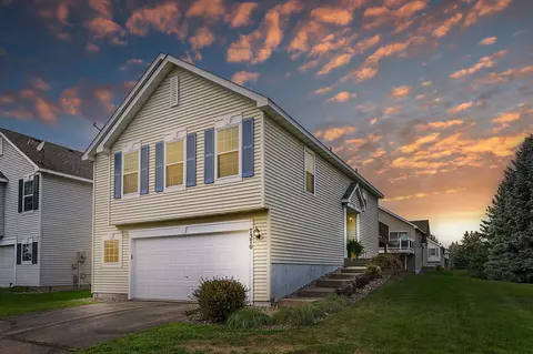 7370 Windsor Dr N, Shakopee, MN 55379