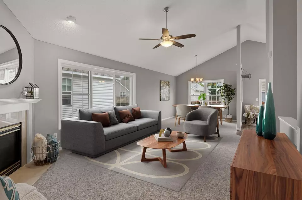  7370 Windsor Dr N, Shakopee, MN 55379 photo 4