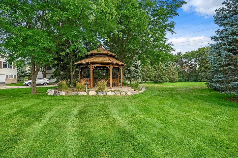  7370 Windsor Dr N, Shakopee, MN 55379 photo 34