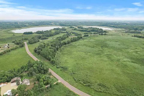 Nnn 389th Avenue Ne, Stanchfield, MN 55080