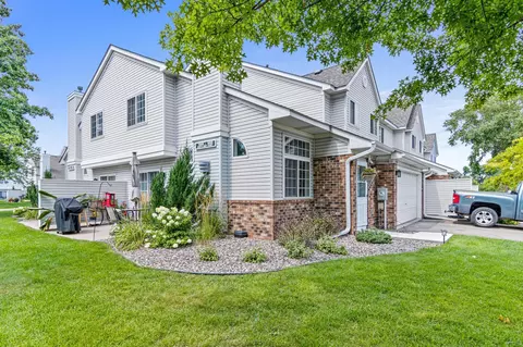 1889 N Ruby Ct #49, Eagan, MN 55122 photo 24