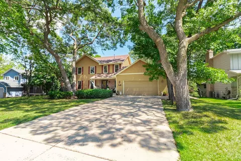 12093 Ilex St NW, Coon Rapids, MN 55448