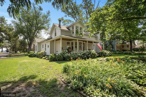 4898 Johnson Ave, White Bear Lake, MN 55110