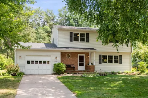 1307 Everett St S, Stillwater, MN 55082