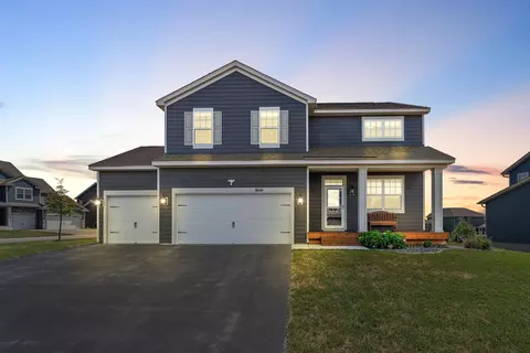 8641 Platinum Cv, Woodbury, MN 55129