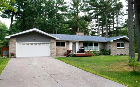 1418 Janis Rd, Cloquet, MN 55720