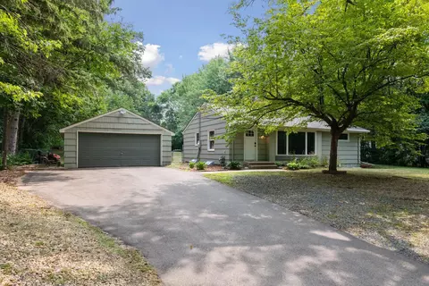 2201 Hopkins Xrd, Minnetonka, MN 55305