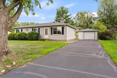 3650 77th St E, Inver Grove Heights, MN 55076