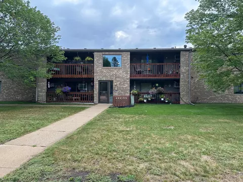 1327 Corbett Rd #102, Detroit Lakes, MN 56501