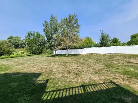 150 Orchard Manor Dr SE, Plainview, MN 55964 photo 8