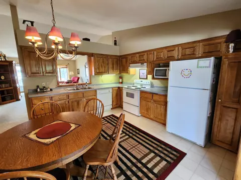 150 Orchard Manor Dr SE, Plainview, MN 55964 photo 17