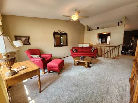 150 Orchard Manor Dr SE, Plainview, MN 55964 photo 11