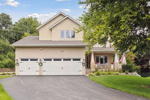 15851 Kendale Dr, Lakeville, MN 55044