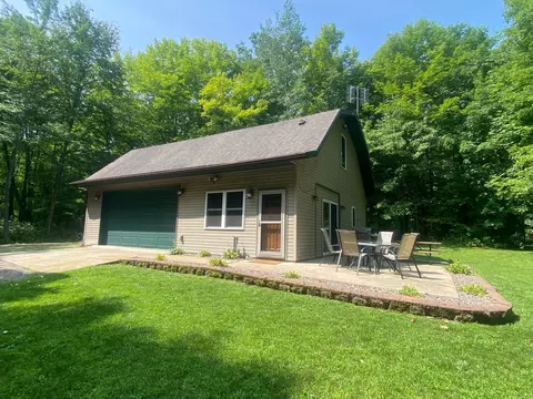 9398 W Woodlawn Dr, Holcombe, WI 54745