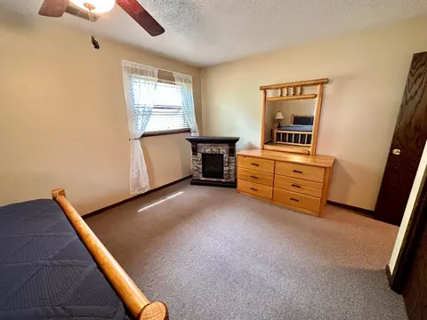 207 Carrow St, Marshall, MN 56258 photo 16