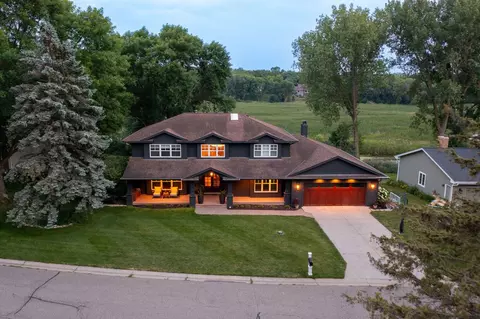 18505 5th Ave N, Plymouth, MN 55447