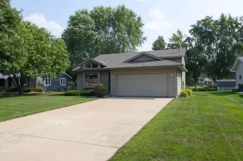 204 11th St N, Sartell, MN 56377