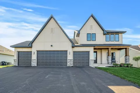 19921 Harrisburg Way, Lakeville, MN 55044